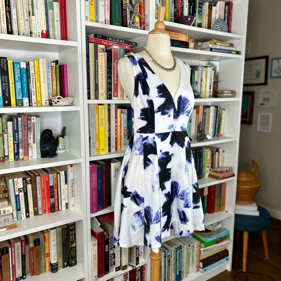 Lulus Seeing Chic Blue and Ivory Print Skater Dress - Picture 8 of 10